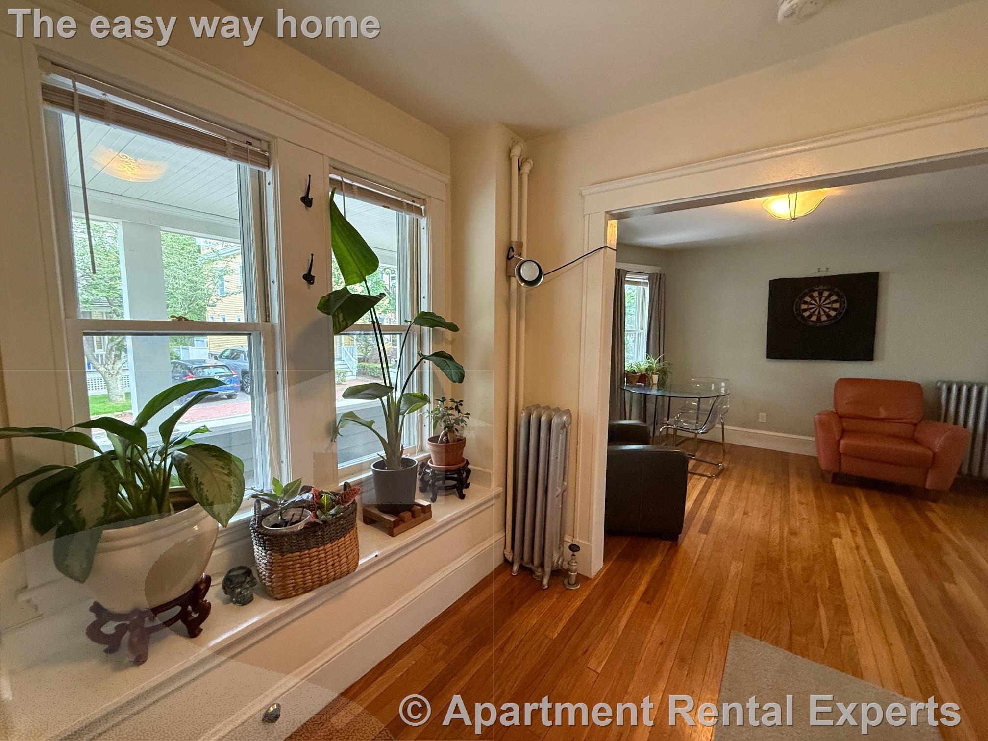 17 Milton St, Davis Square