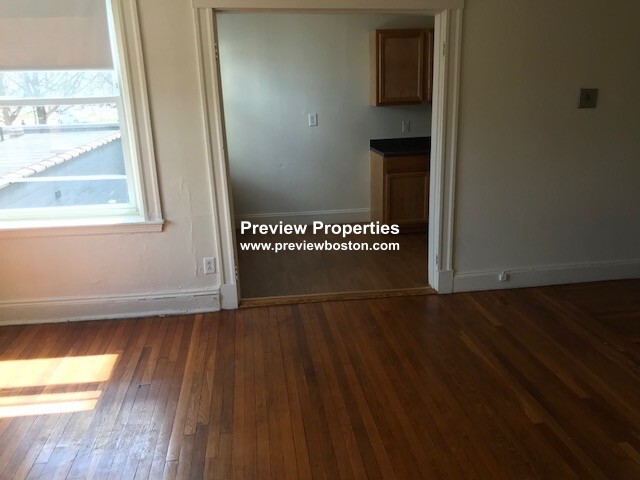 1163 Boylston St, Fenway