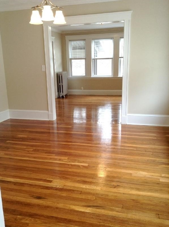 32 Irvington Rd, West Somerville