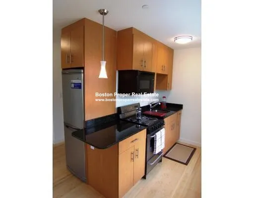 461 Park Dr, Fenway