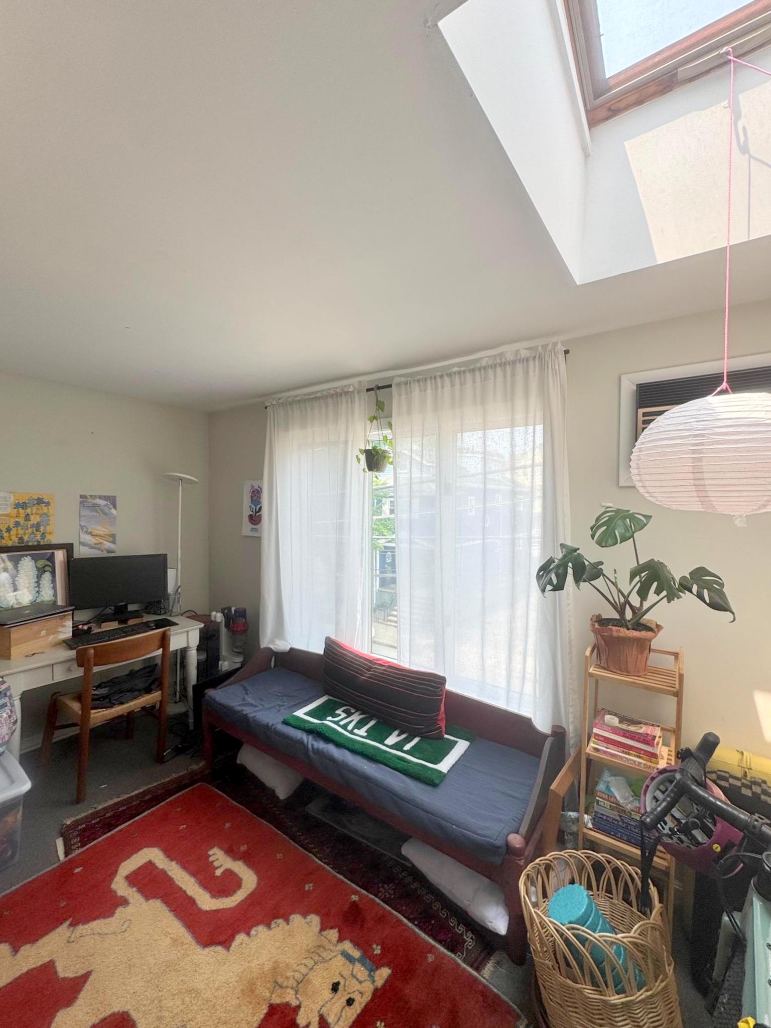 16 Corinthian Rd, Tufts