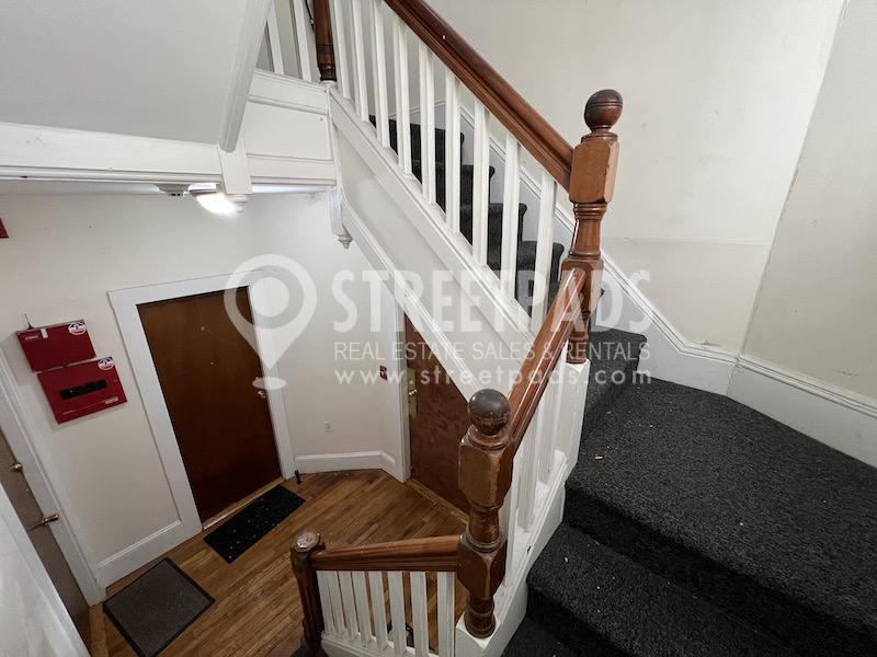 381 Harvard St, Mid-Cambridge