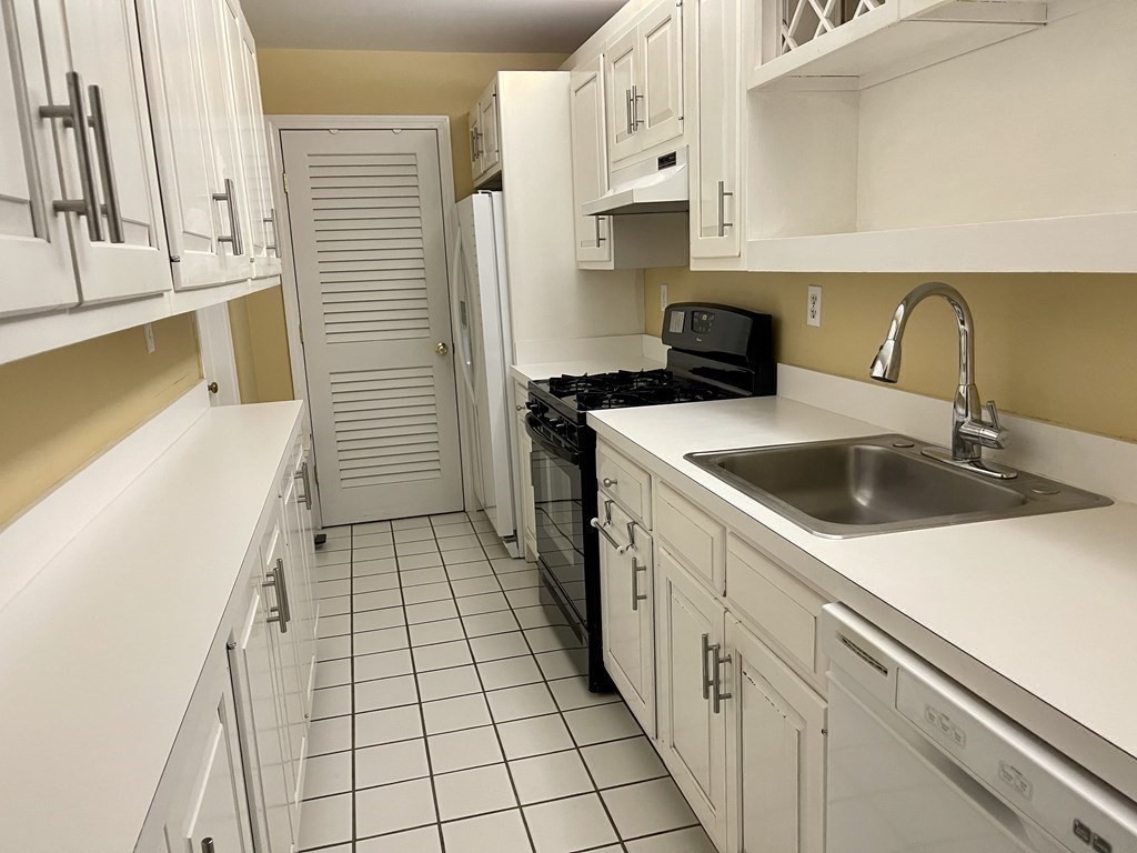 227 Summit Ave, Coolidge Corner