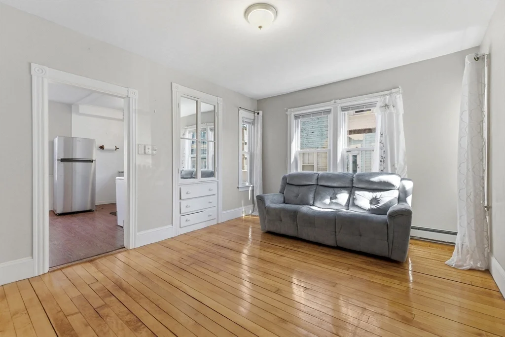 21 John St, Attleboro