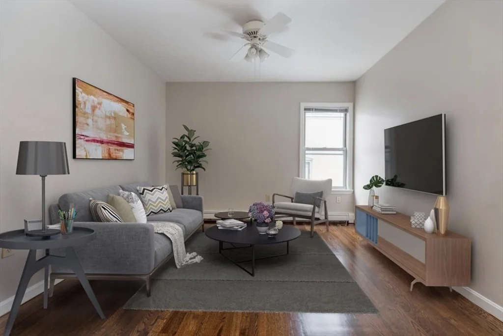 15 Aspinwall Ave, Coolidge Corner