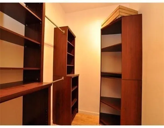 33 Charter St, North End