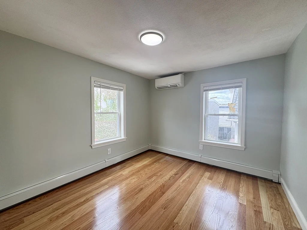 7 Sumner Pl, East Boston
