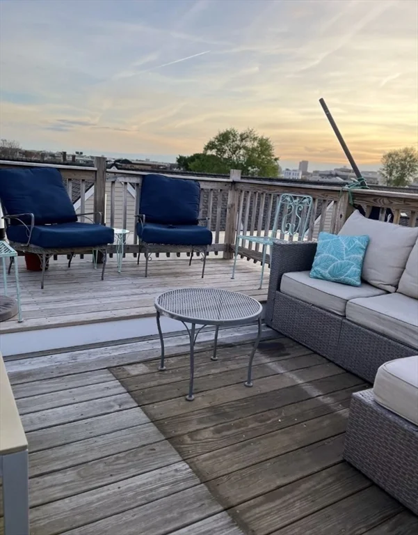 236 E St, South Boston