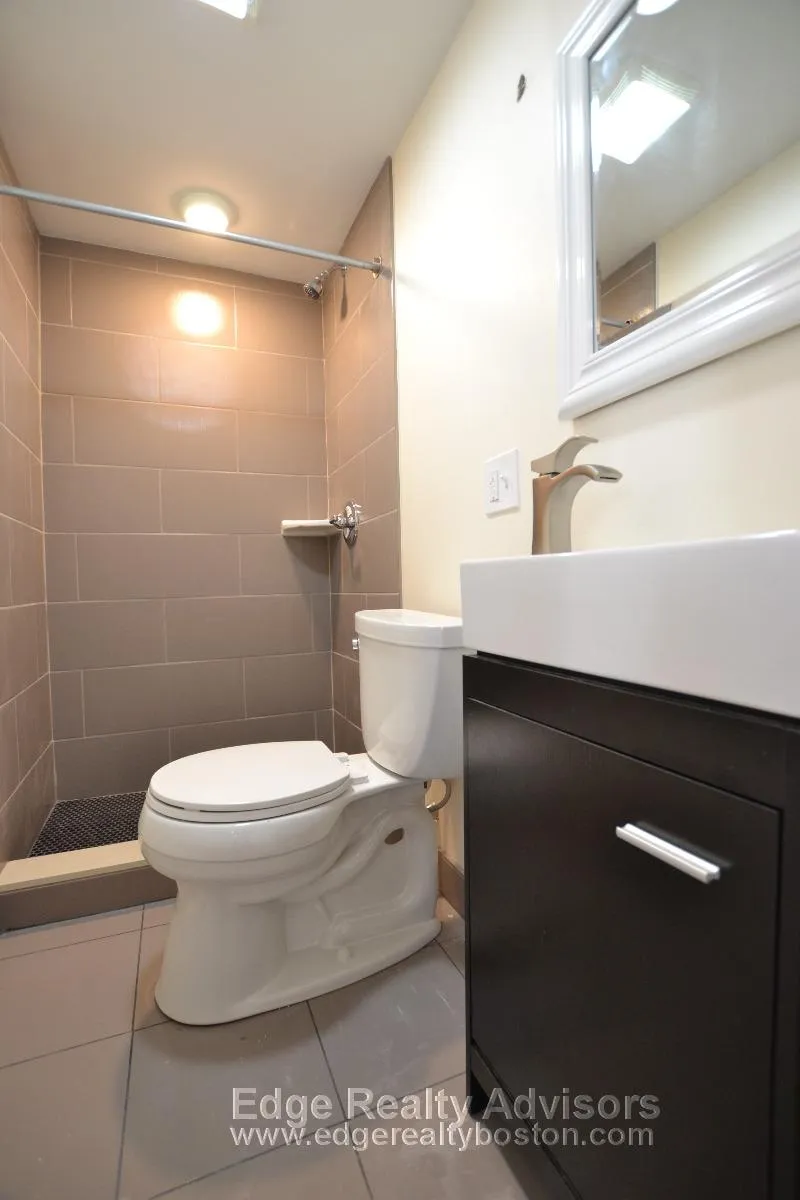 21 Weitz St, Allston