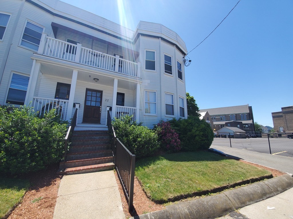 22 Belmont St, Watertown