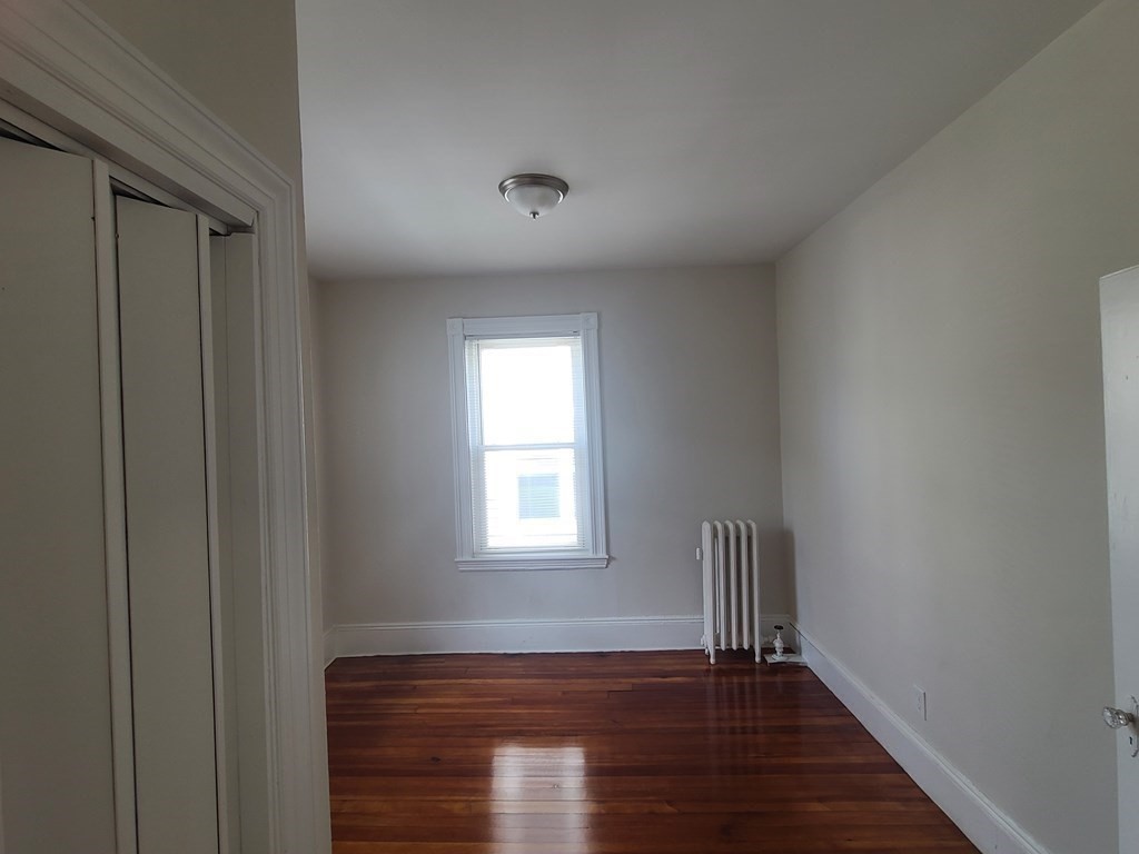 537 Beach St, Revere