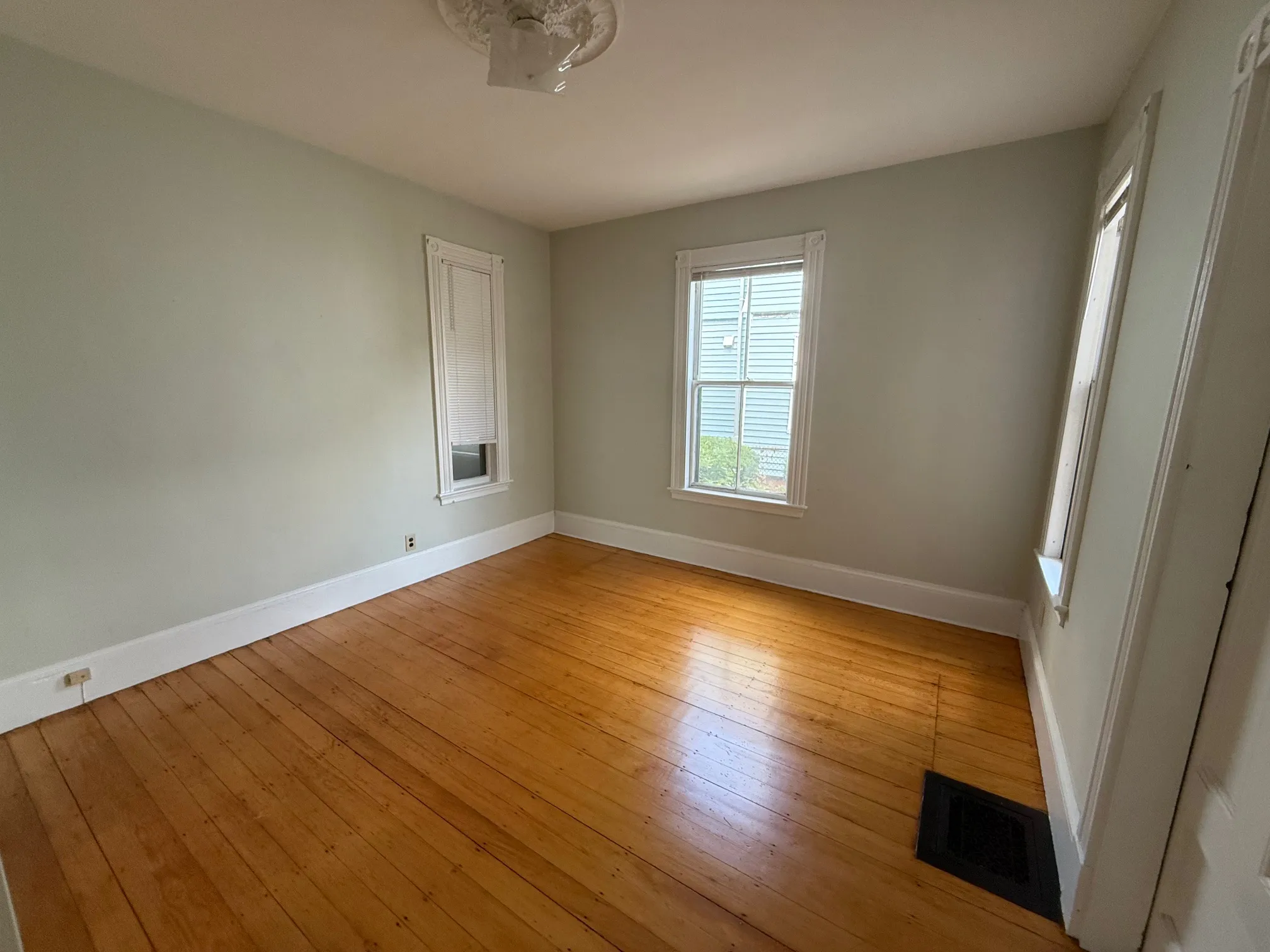 55 Rindge Ave, North Cambridge