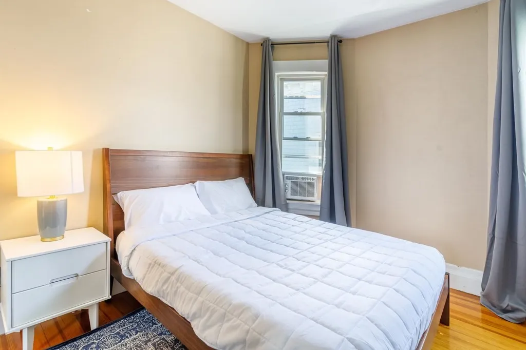 24 Willis St, Dorchester