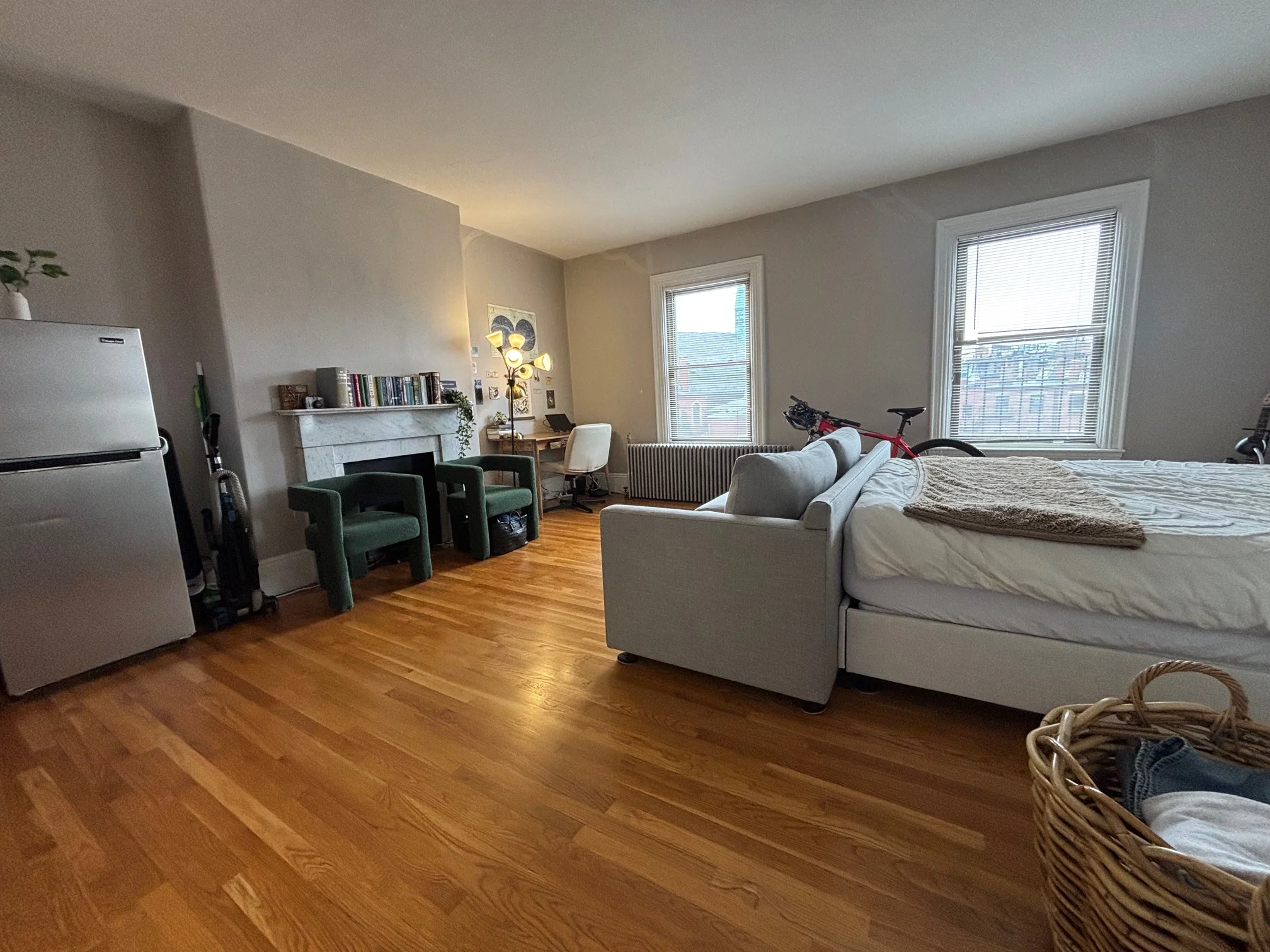 82 Charles St, Beacon Hill
