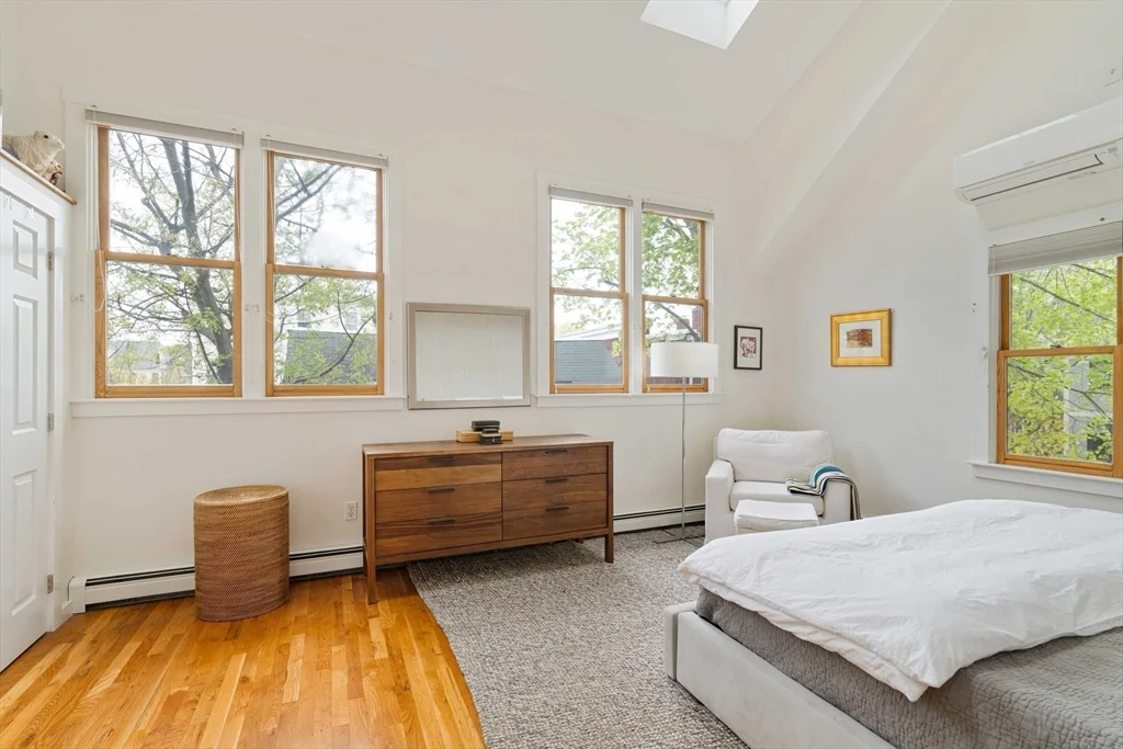 154 Allston St, Cambridgeport