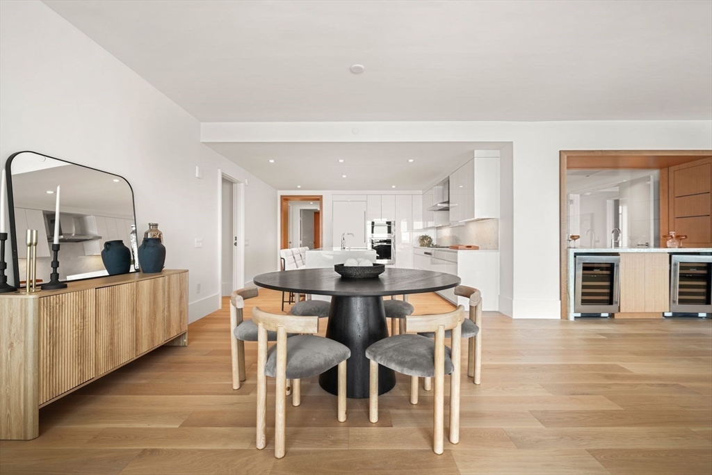 150 Seaport Boulevard, Seaport District