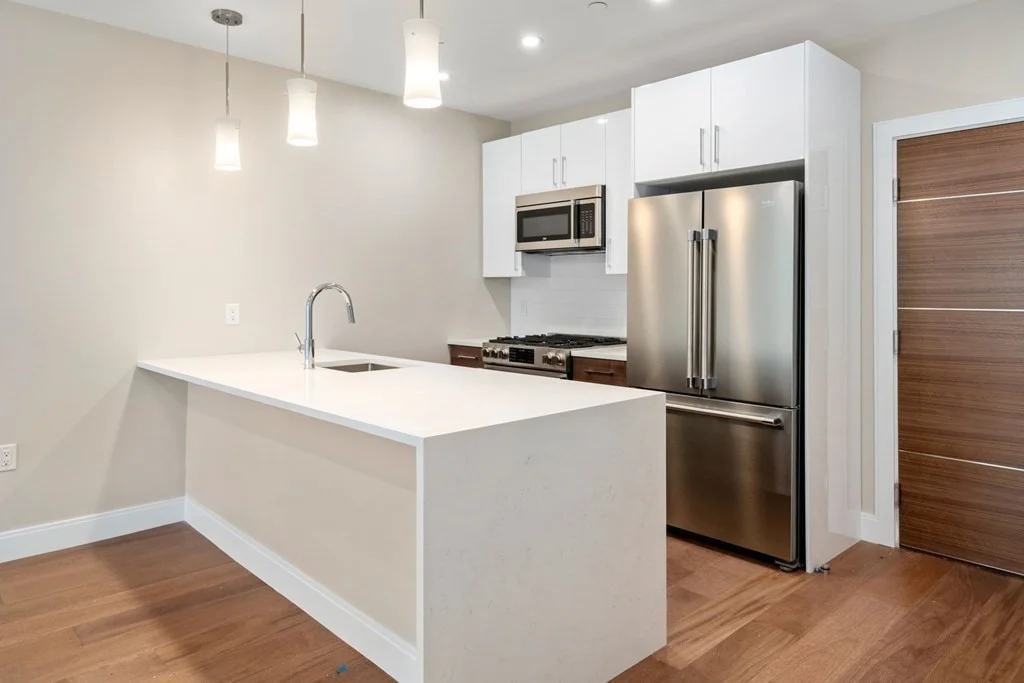 425 Lagrange St, West Roxbury