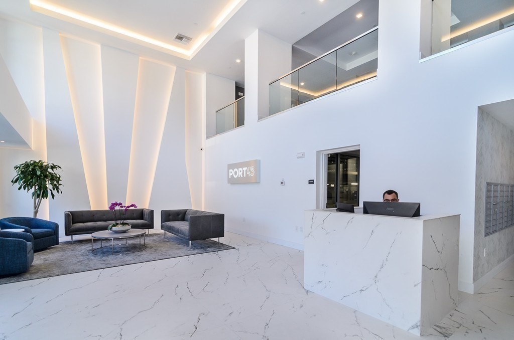 45 W 3rd St, South Boston