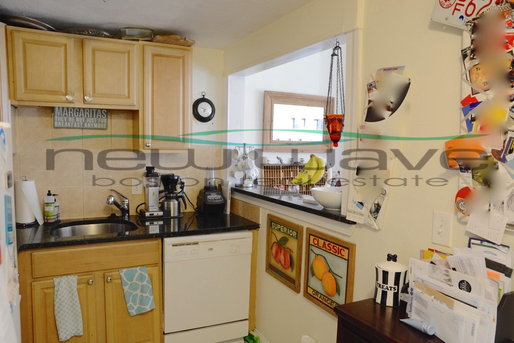 16 Hereford St, Back Bay