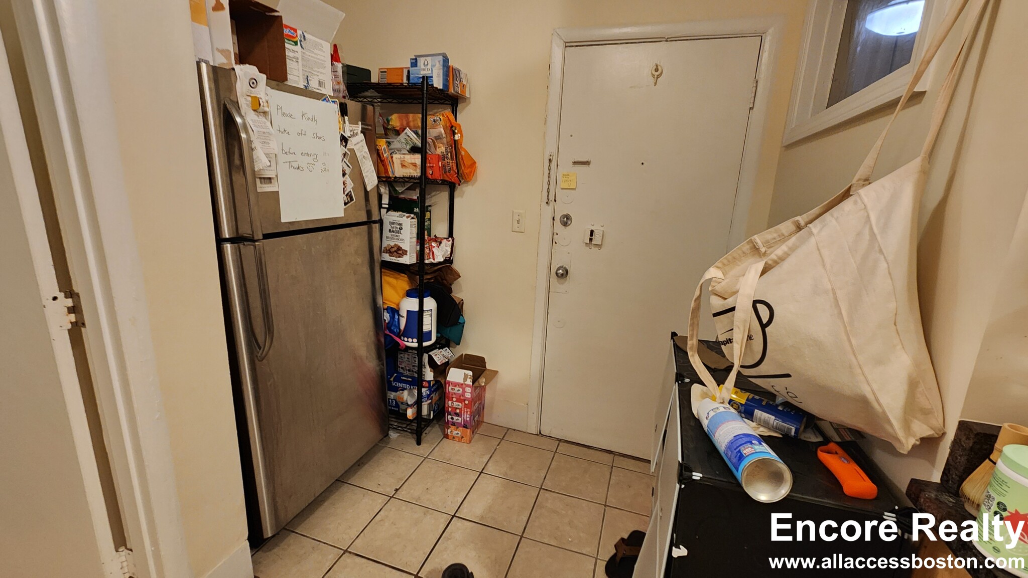 19 Aberdeen St, Fenway