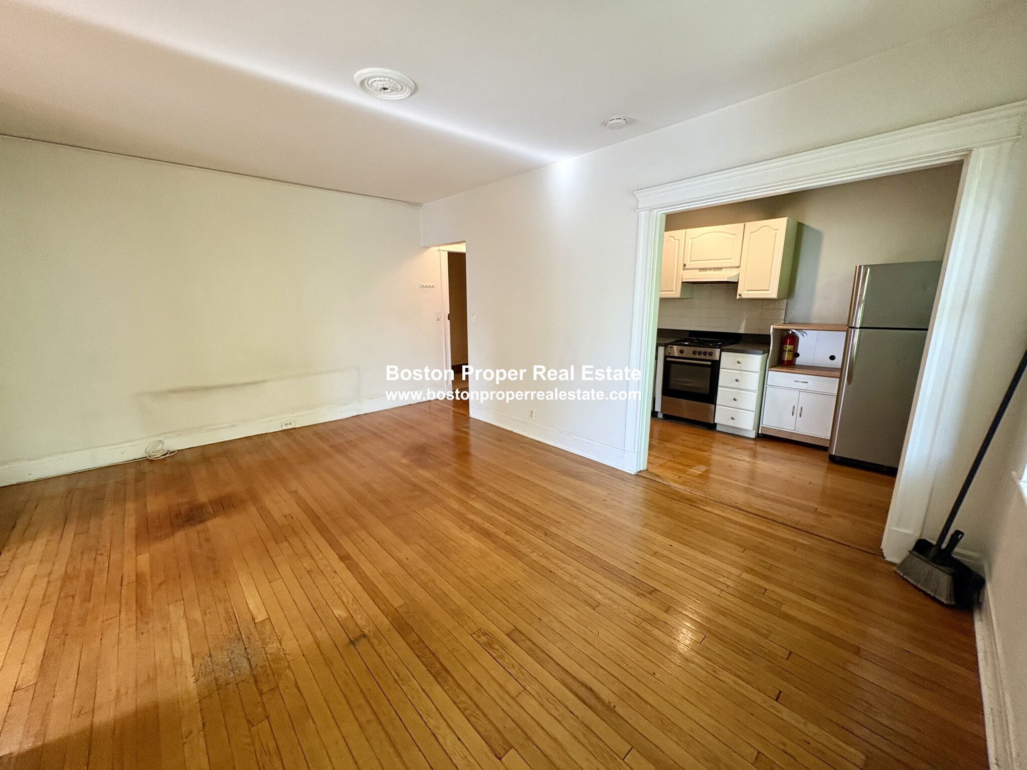 118 Riverway, Longwood