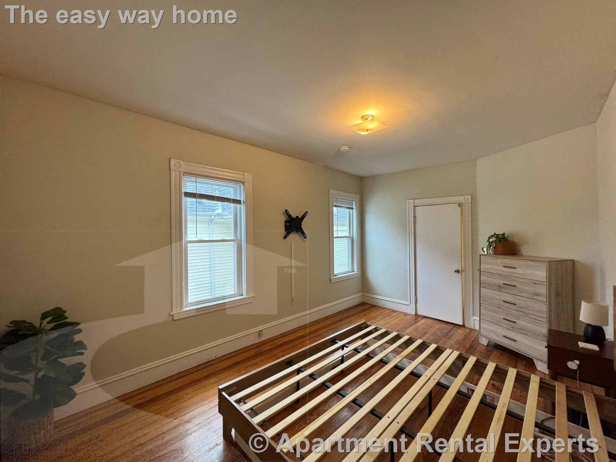 22 Spencer Ave, Davis Square