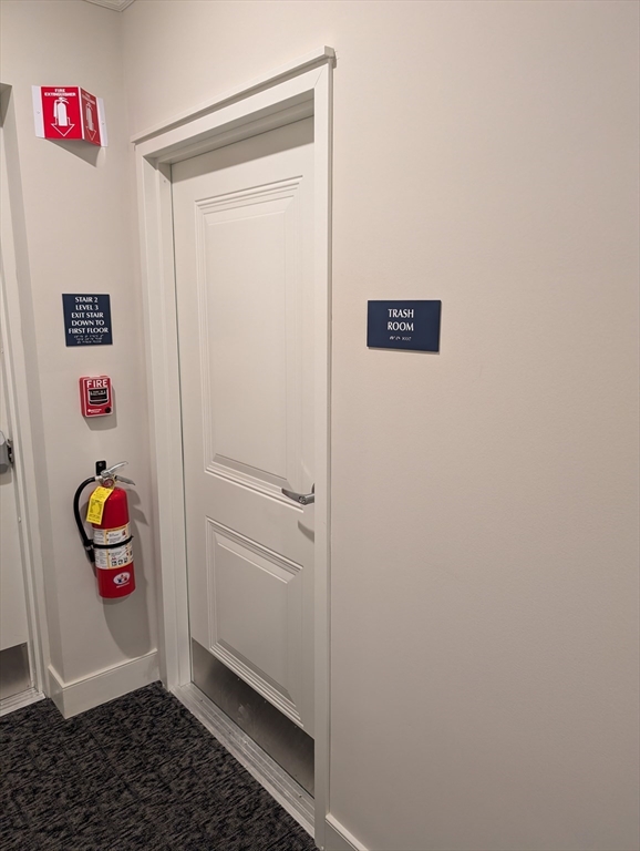 2 Winslow Ln, North Grafton