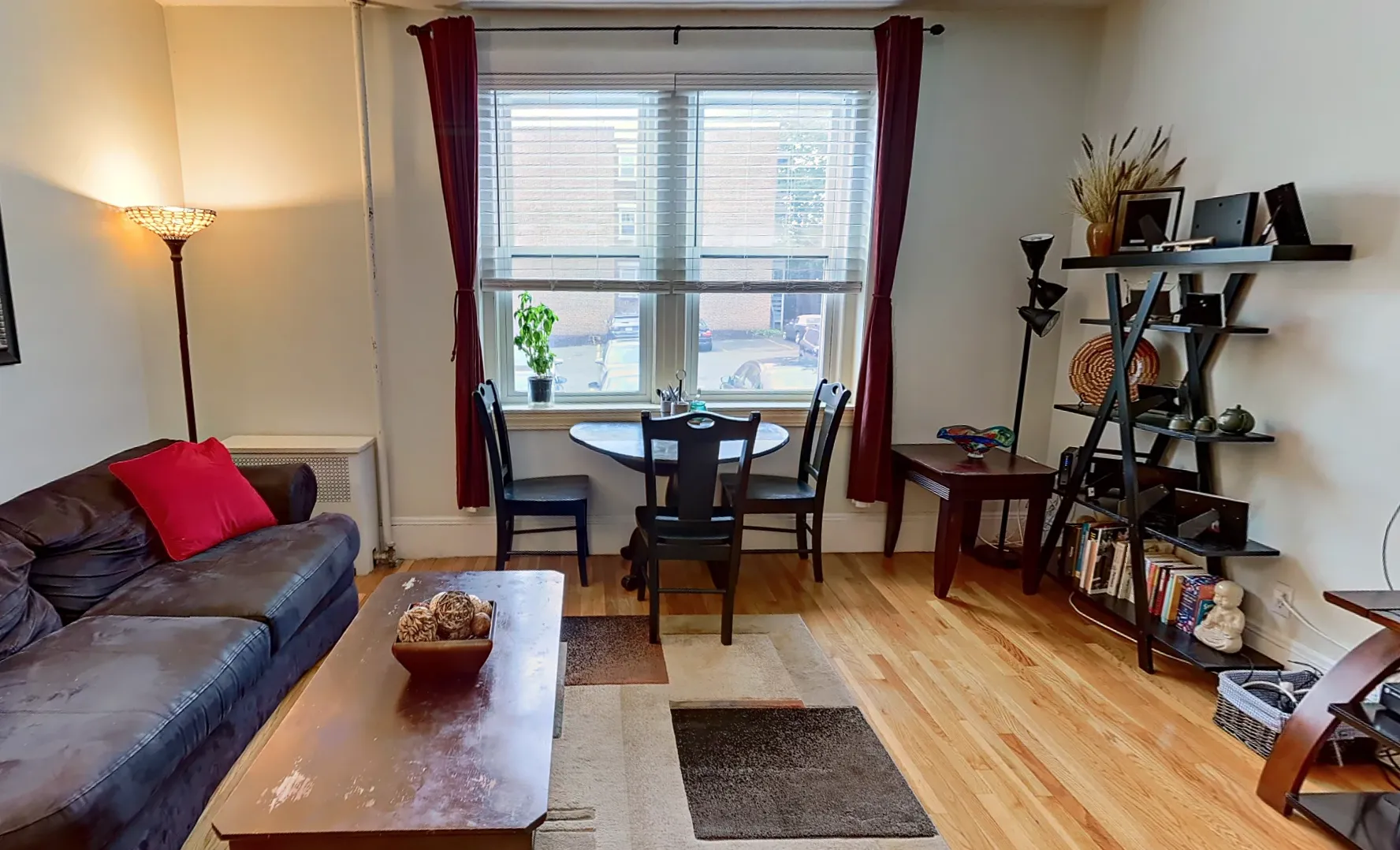 48 Dwight St, North Brookline