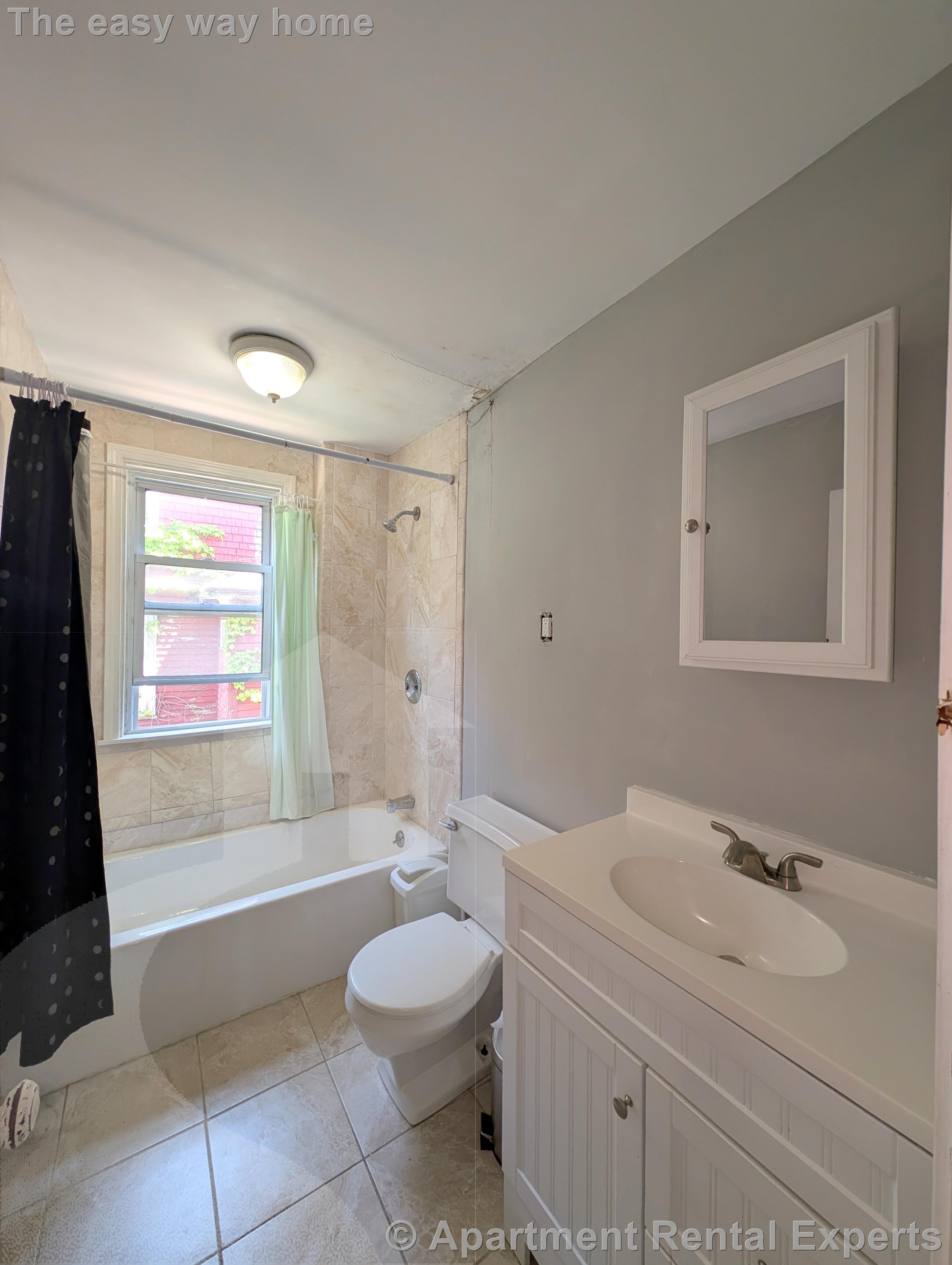 49 Conwell Ave, Teele Square