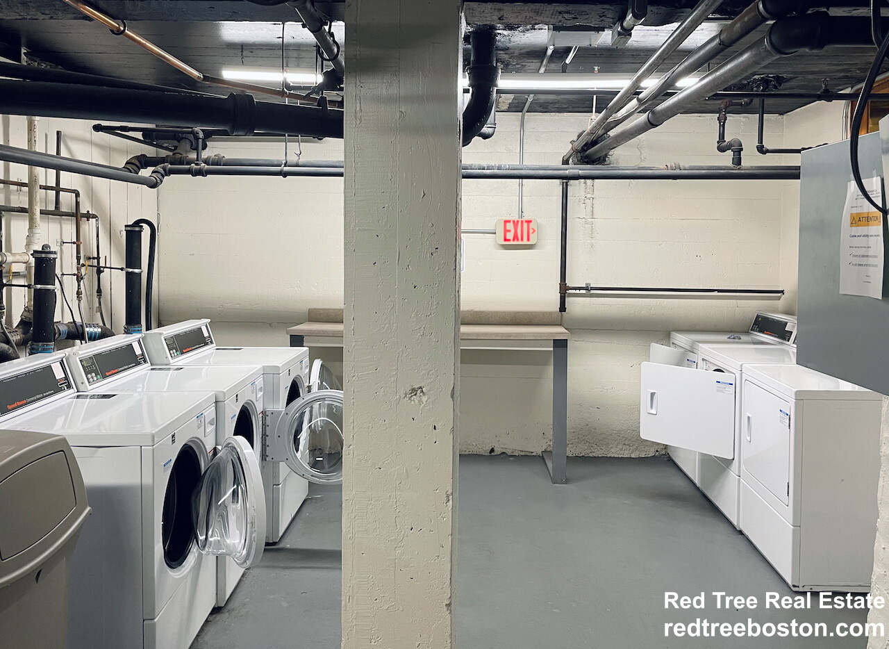 2003 Commonwealth Ave, Brighton