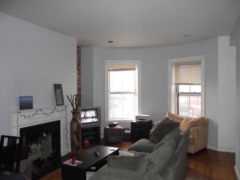 1742 Washington St, South End