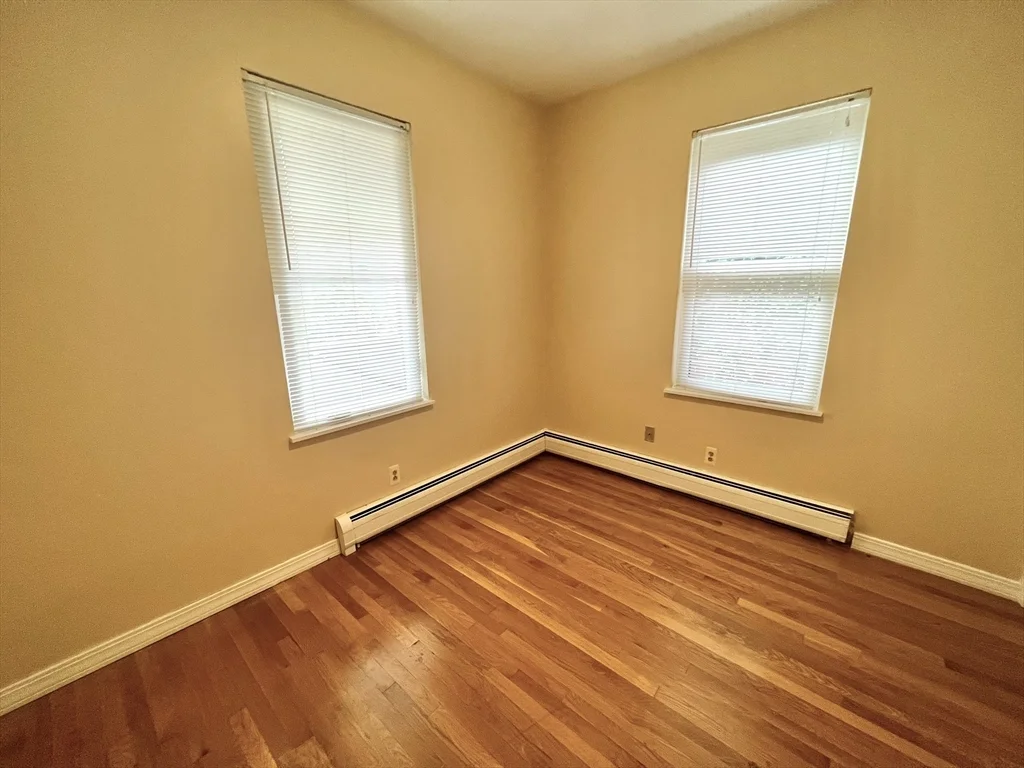 15 Ralph Piteri Ter, Watertown
