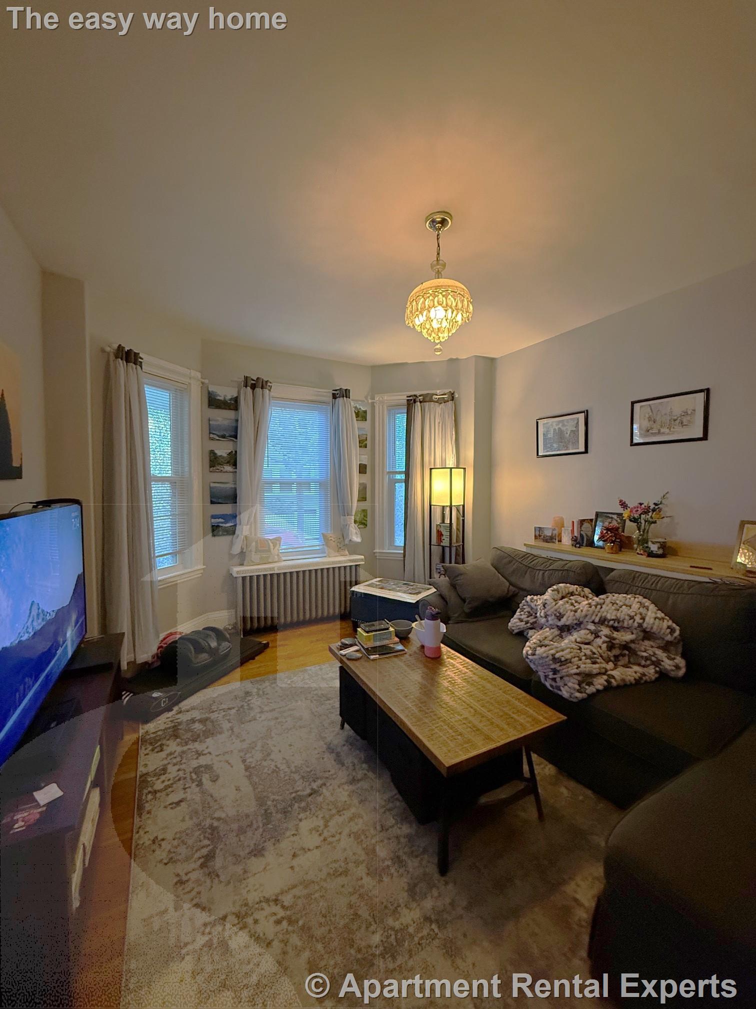 42 Glenwood Rd, Magoun Square