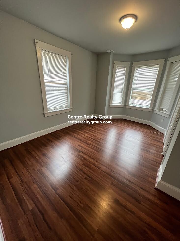 13 Sharon St, Banks Square