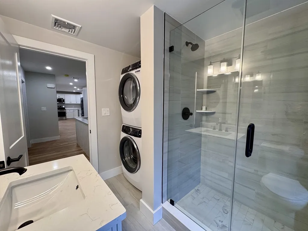 57 Salem St, Reading