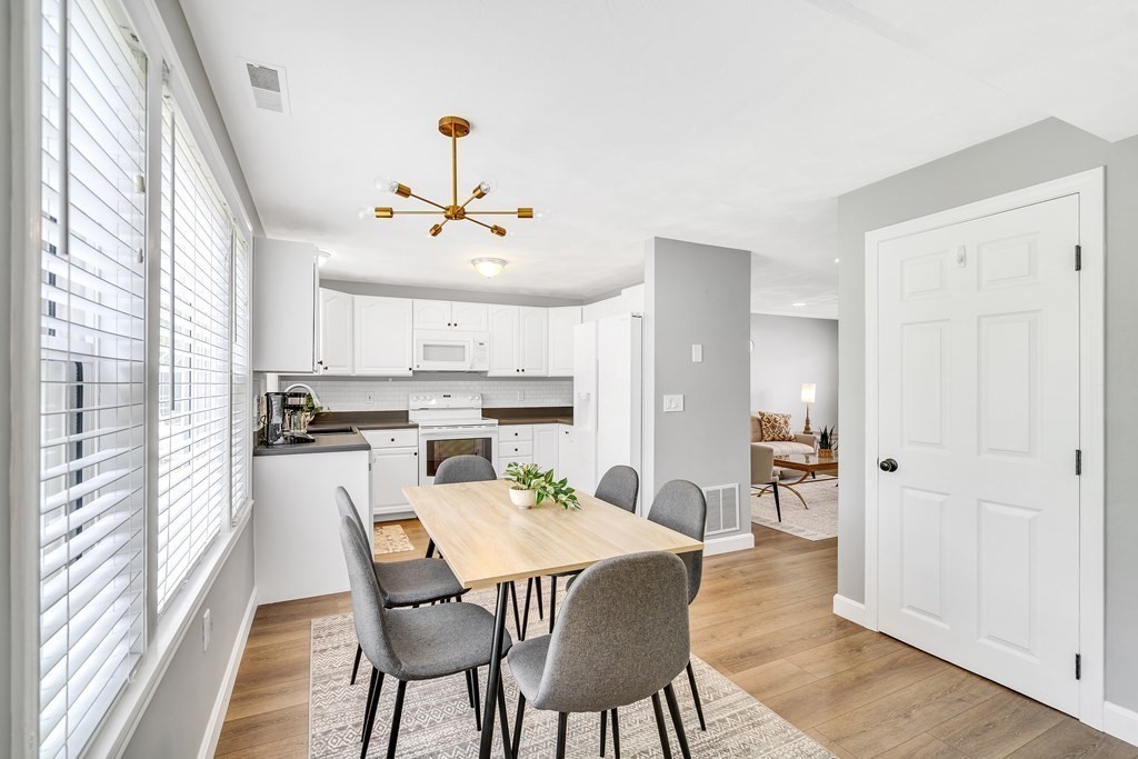 74 Juniper Ln, Tewksbury