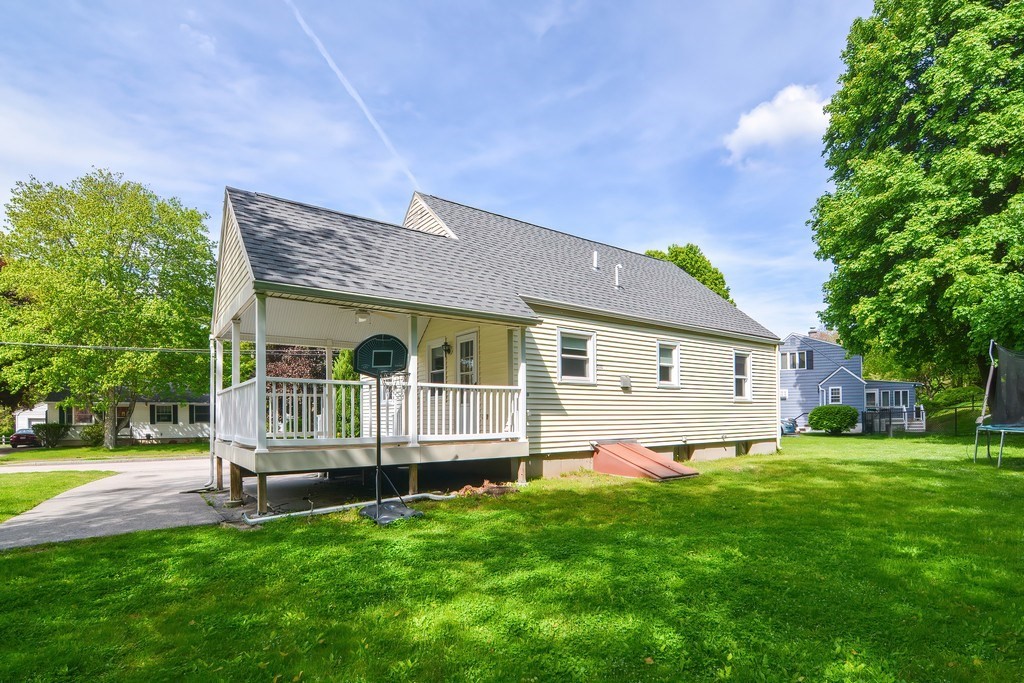 33 Robin Rd, Westborough