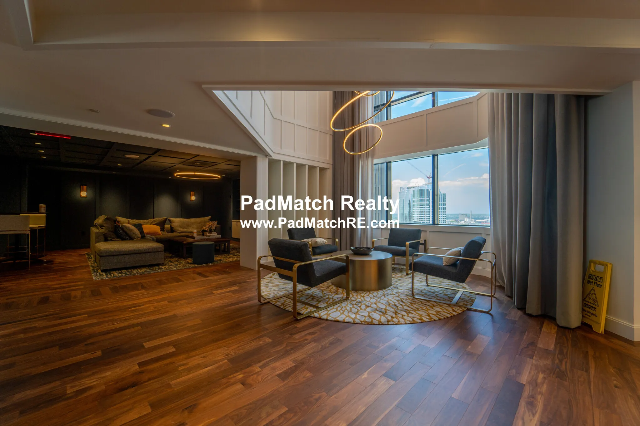 1 Devonshire Pl, Downtown