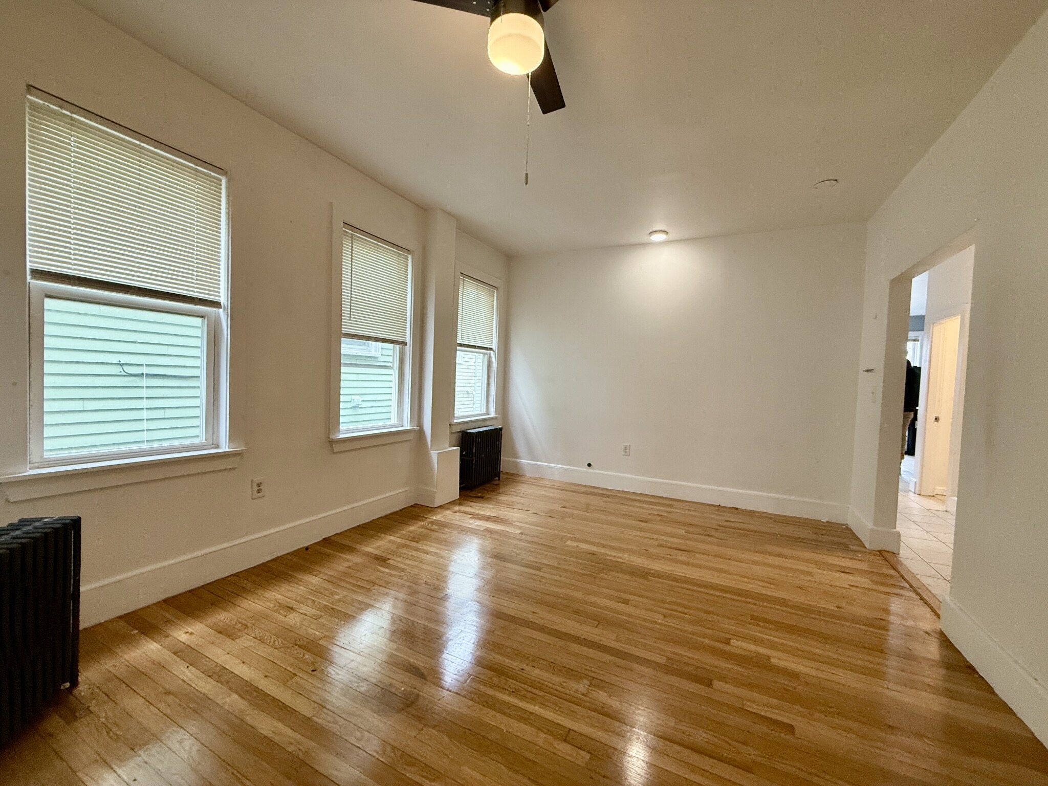 16 Creighton St, Jamaica Plain