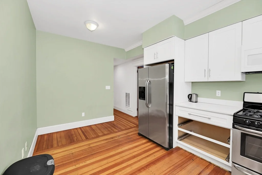 79 Perkins St, Jamaica Plain