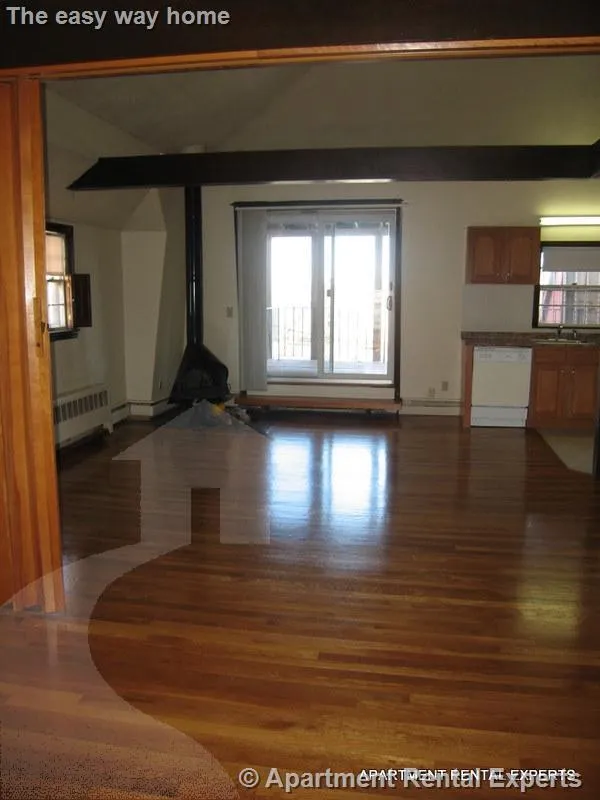 15 Highland Ave, Prospect Hill