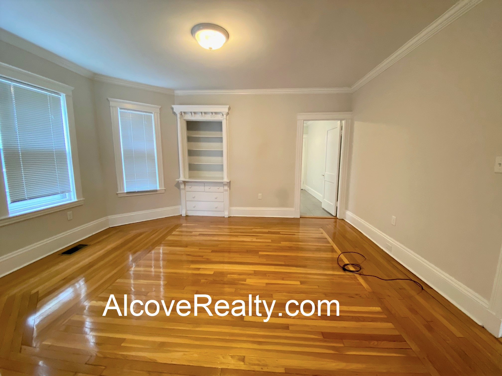 92 Powder House Boulevard, Teele Square