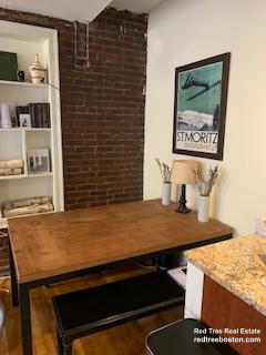 88 West Cedar St, Beacon Hill