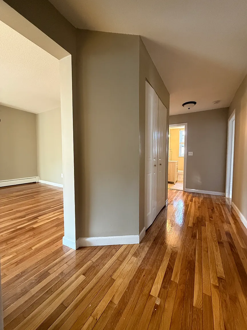 4 Albemarle Ct, Back Bay