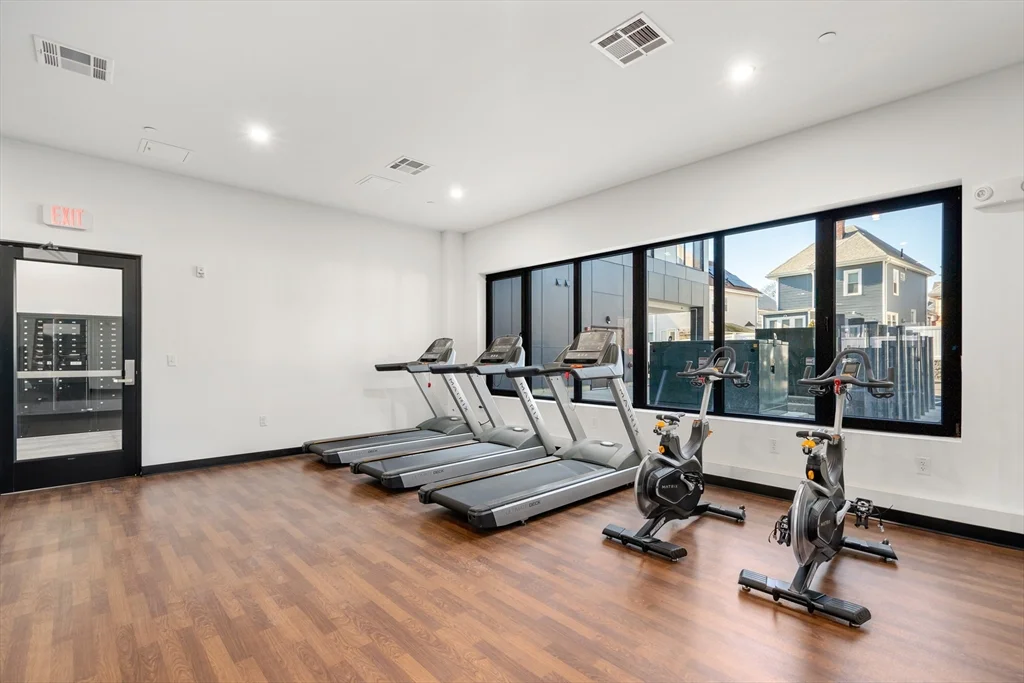 600 Broadway, Everett