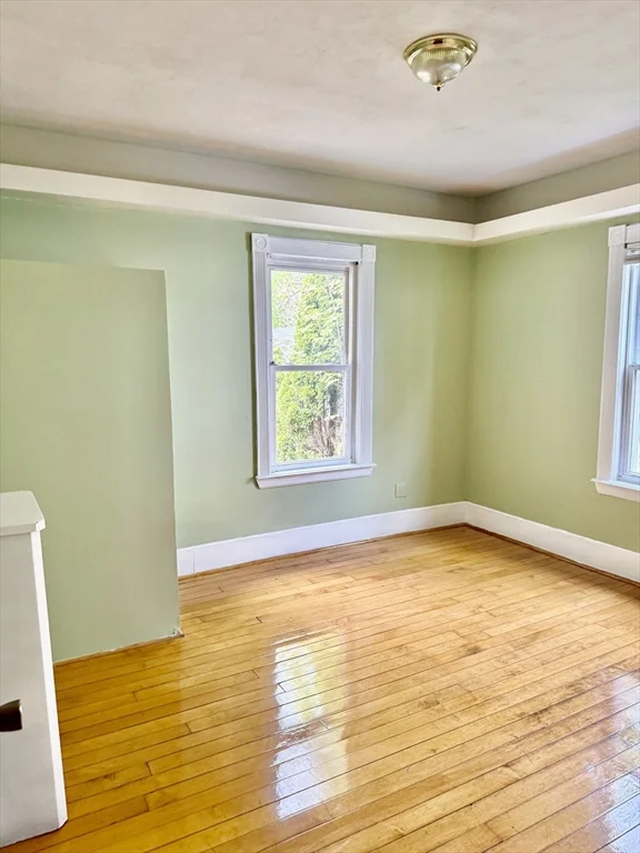 20 Cherry St, Brockton
