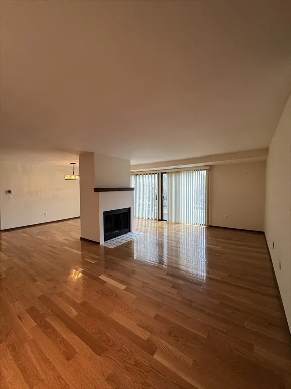 445 Old Stone Brk, Acton