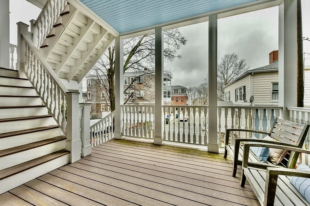 61 M, South Boston