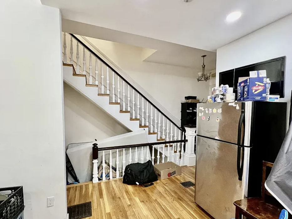 23 Highland Park Ave, Roxbury