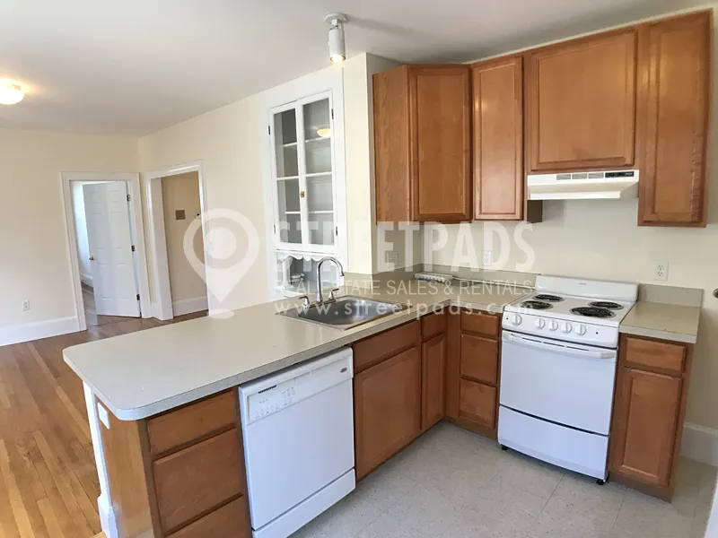 881 Massachusetts Ave, Central Square
